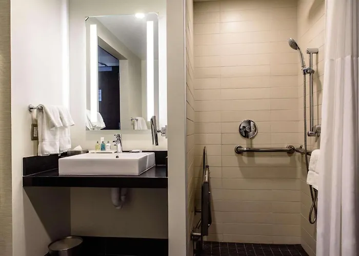 Hotel Radisson Blu Mall Of America 4*