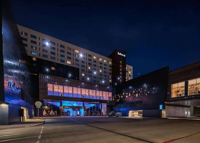 Radisson Blu Mall Of America 4*