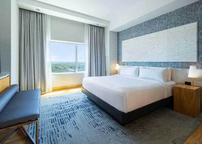 Radisson Blu Mall Of America 4*