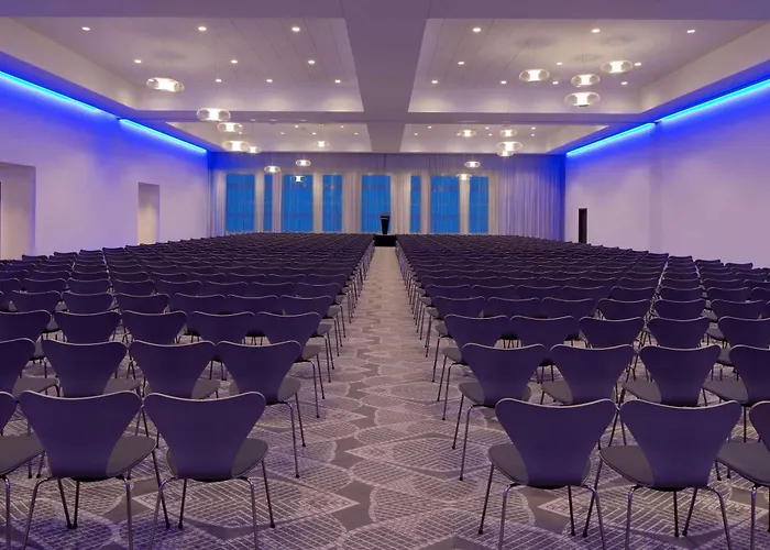 Radisson Blu Mall Of America 4*